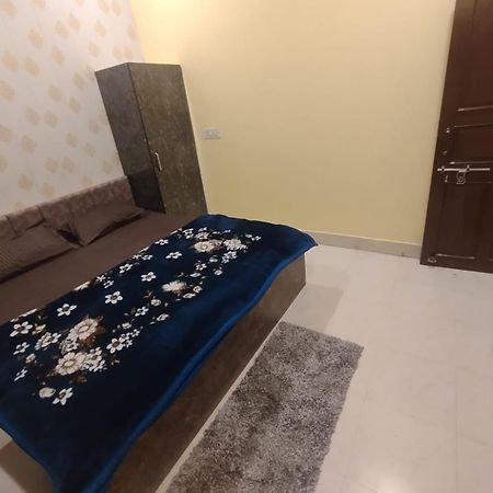 Sudarshan Home Stay Varanasi Eksteriør billede